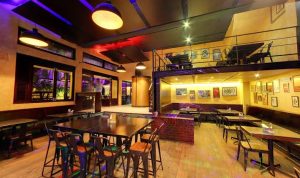 Xtreme Sports Bar & Grill franchise photo 4
